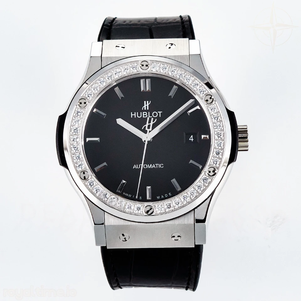 Hublot Classic Fusion Bang 42mm HBF Black Dial Diamonds Bezel on Black Leather Strap A2892