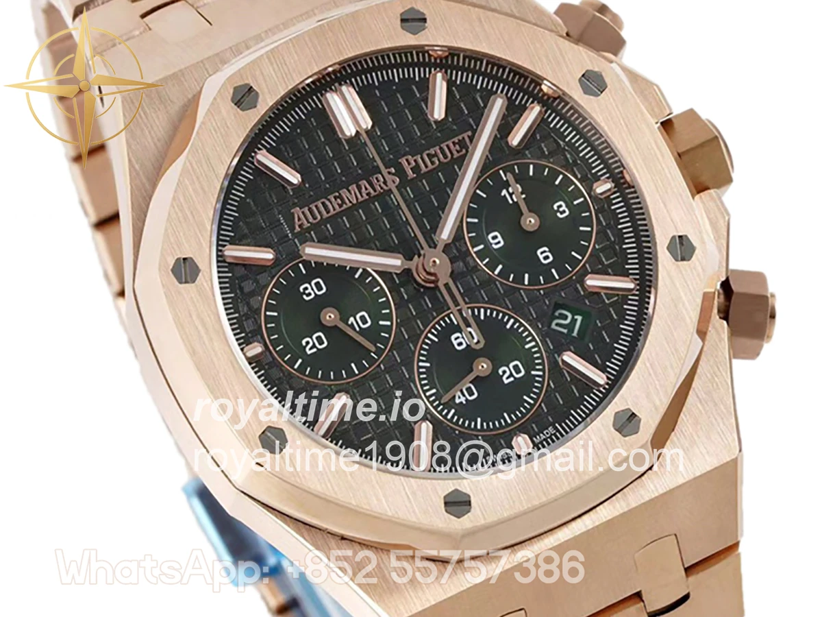 Audemars Piguet Royal Oak Self-Winding Chronograph Green Dial in Rose Gold - Image 2