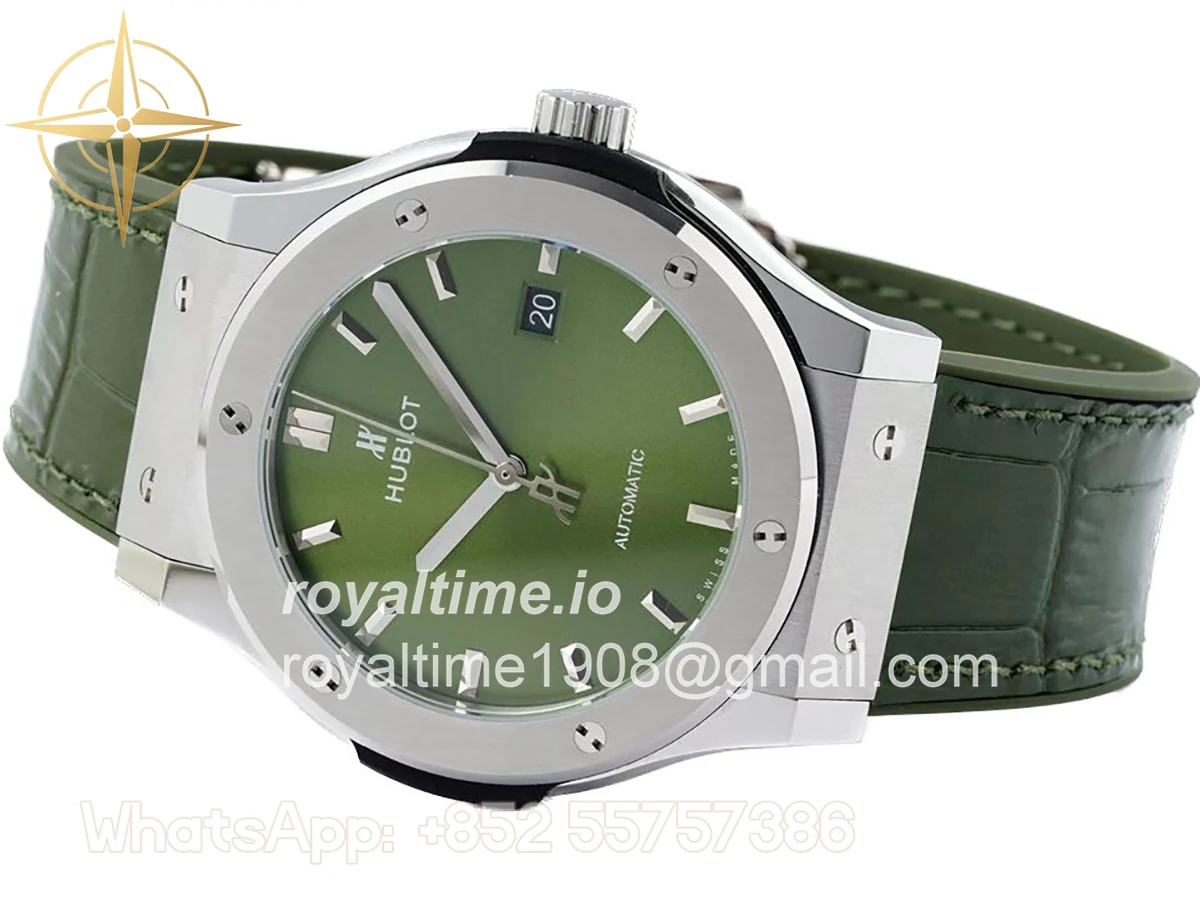 Hublot Classic Fusion Automatic 42mm Green Dial - Image 2