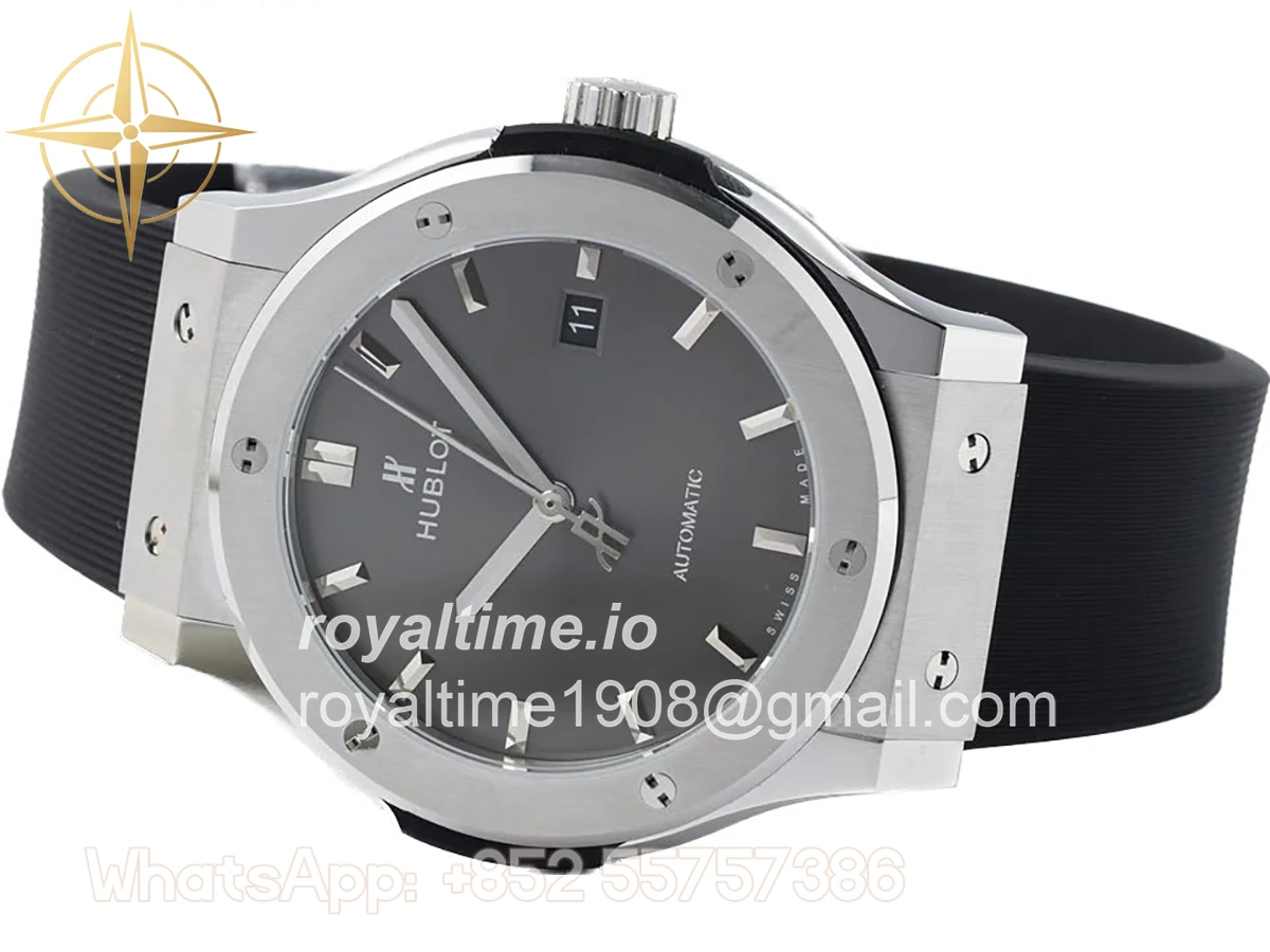 Hublot Classic Fusion Automatic 42mm Grey Dial on Rubber Strap - Image 2