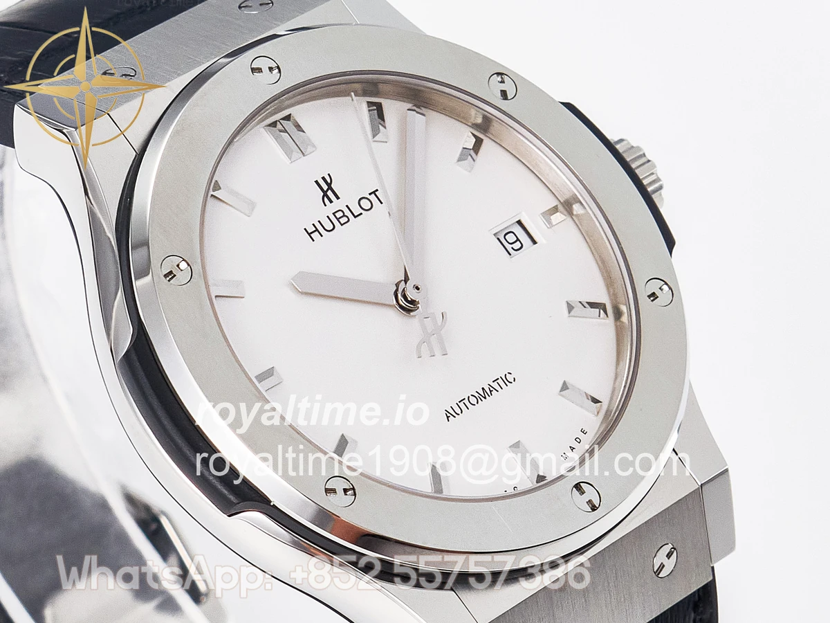 Hublot Classic Fusion 42mm SS JJF White Dial on Black Gummy Leather Strap - Image 3