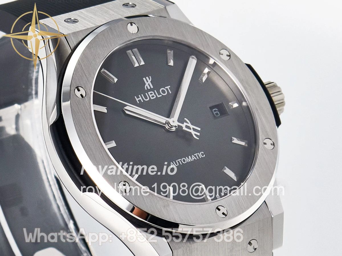 Hublot Classic Fusion Bang 42mm HBF Gray Dial on Gray Rubber Strap A2892 - Image 3