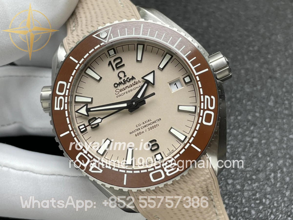 Omega Seamaster Planet Ocean 600M 43.5mm Steel Beige Dial on Rubber Strap - Image 3