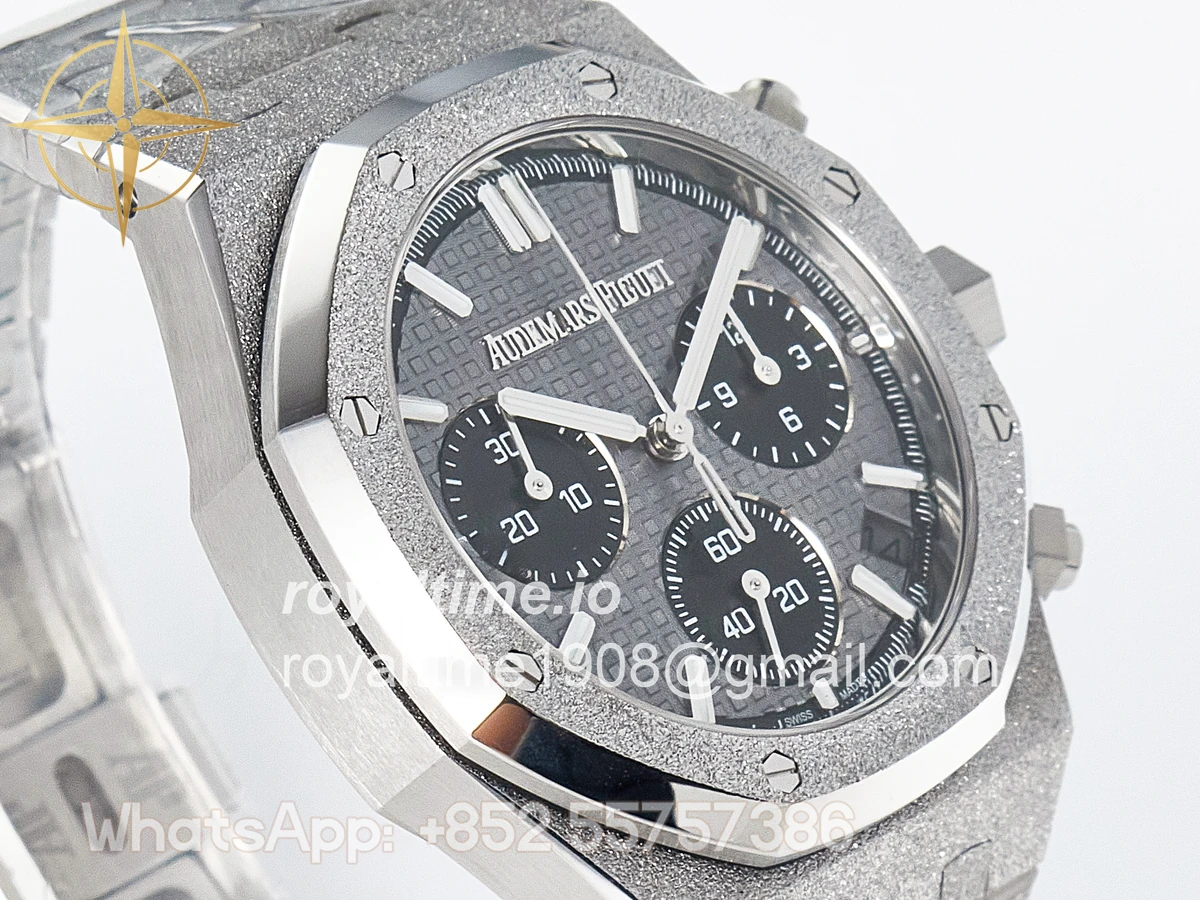 Audemars Piguet Royal Oak Chrono 26240 Frosted SS APSF Gray/Black Dial on Bracelet SA4401 - Image 3