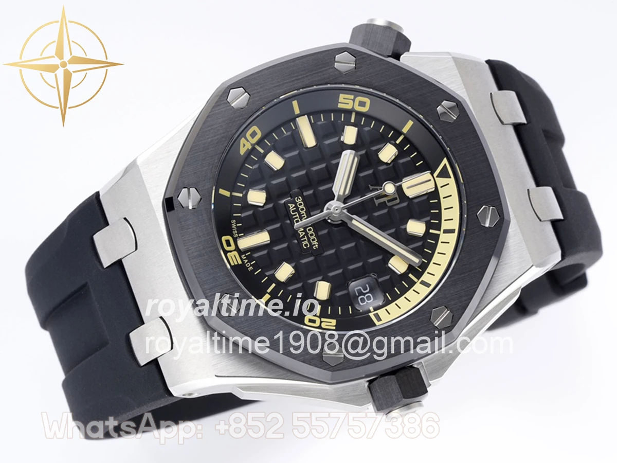 Audemars Piguet Royal Oak Offshore Diver White Gold Black Dial Ref. 15720CN.OO.A002CA.01 - Image 3