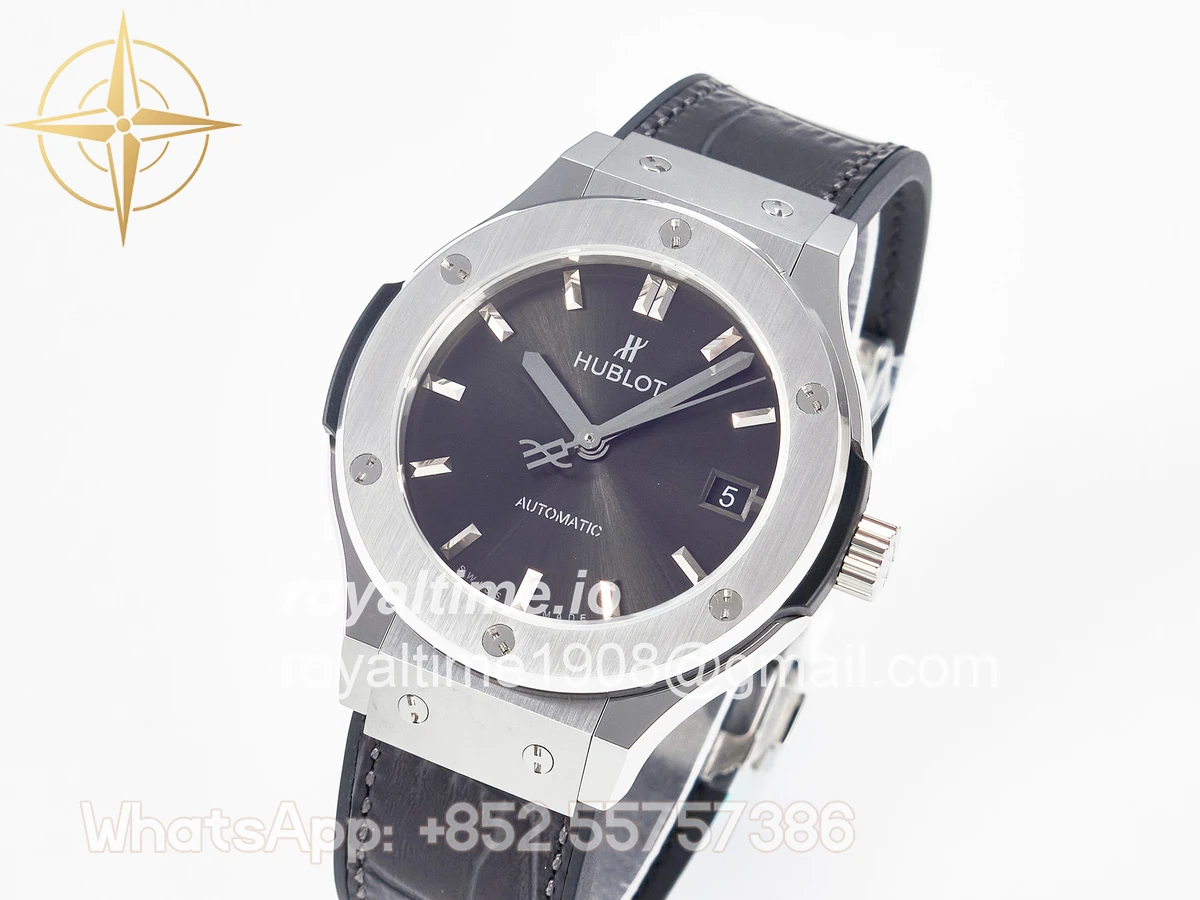 Hublot Classic Fusion 38mm SS JJF Gray Dial on Black Gummy Leather Strap - Image 4