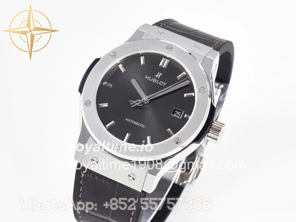 Hublot Classic Fusion 42mm SS JJF Gray Dial on Black Gummy Leather Strap - Image 4