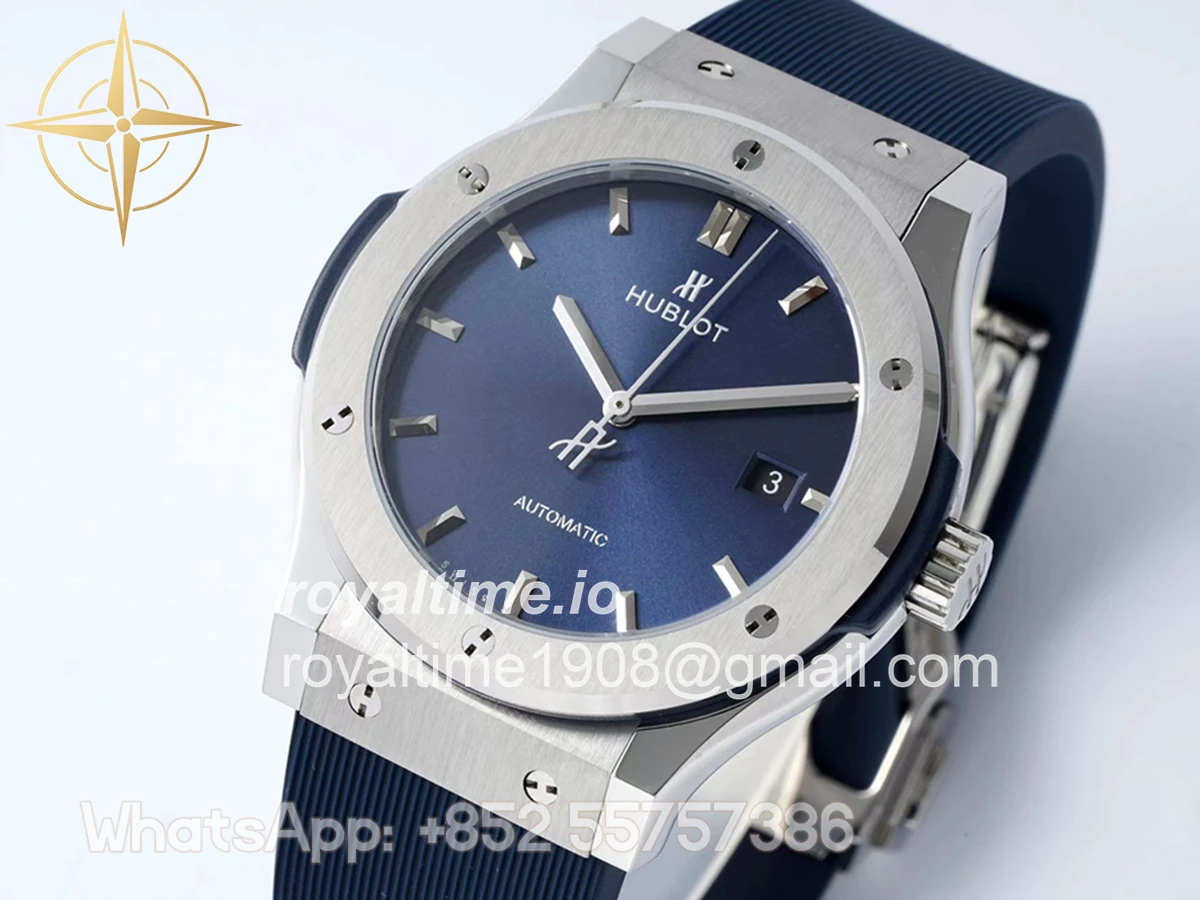 Hublot Classic Fusion Automatic 42mm Blue Dial on Rubber Strap - Image 4