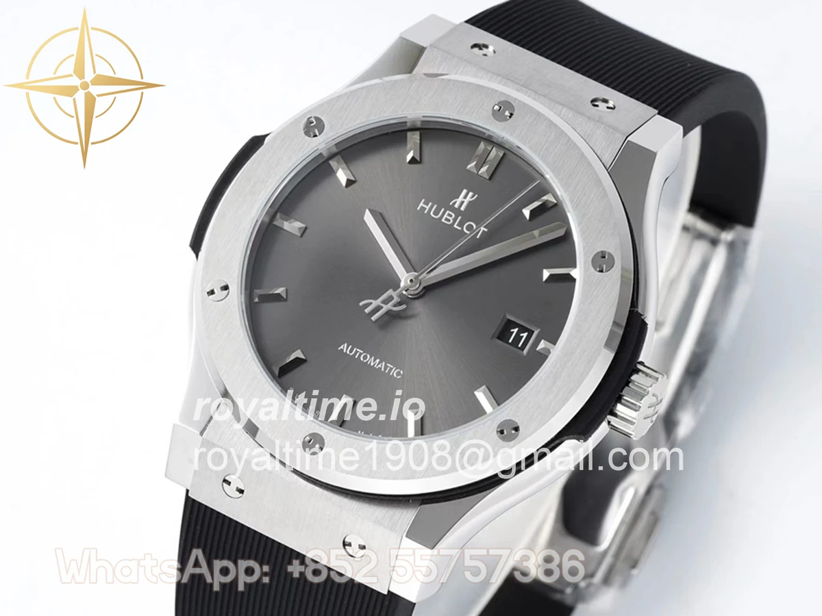 Hublot Classic Fusion Automatic 42mm Grey Dial on Rubber Strap - Image 4