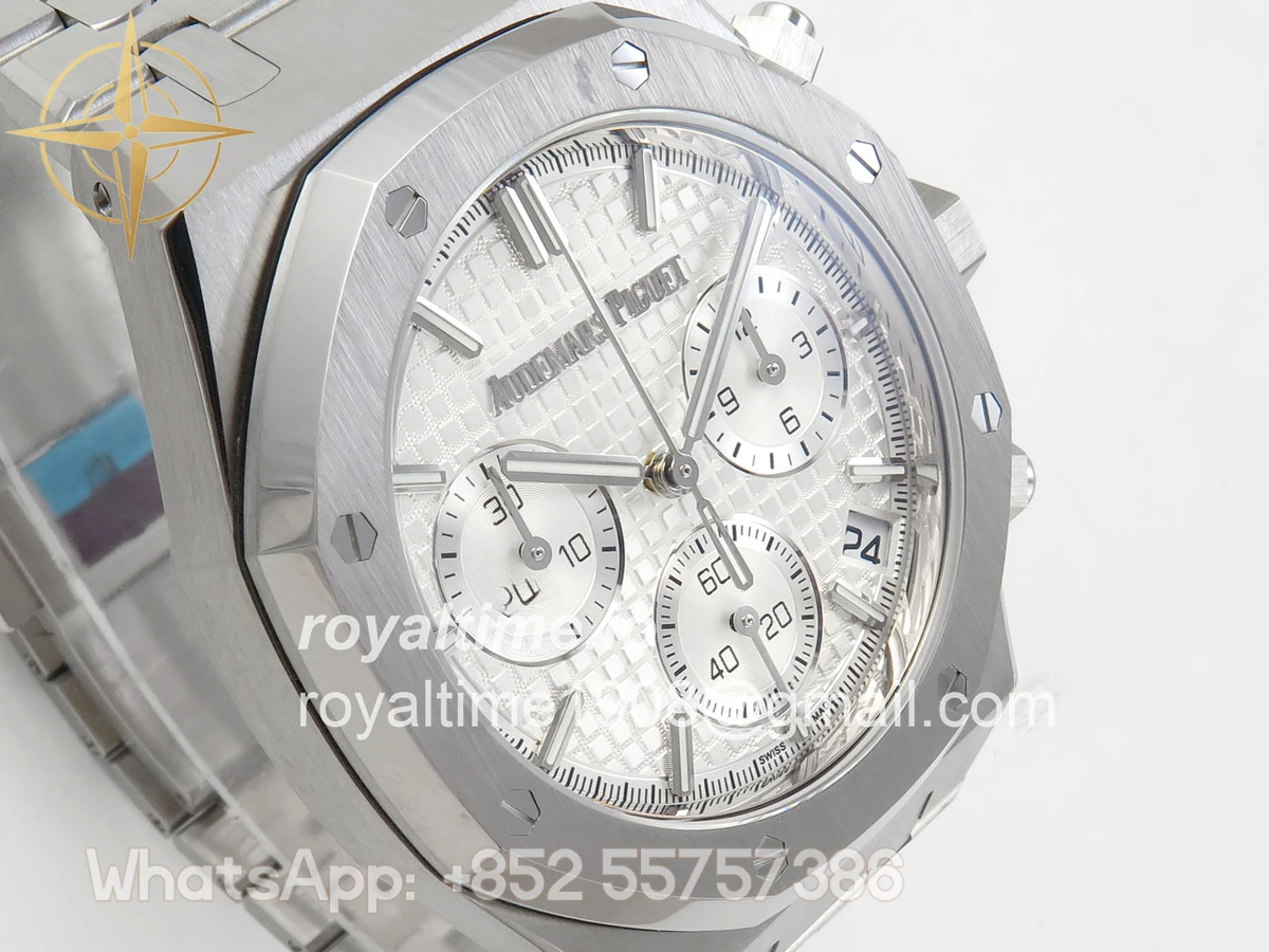 Audemars Piguet Royal Oak Chrono 26240 SS DDF White Dial on SS Bracelet SA4401 - Image 4