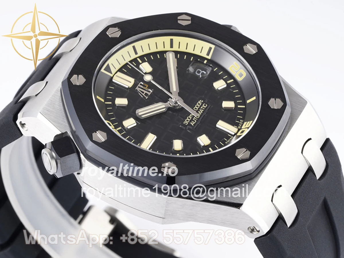 Audemars Piguet Royal Oak Offshore Diver White Gold Black Dial Ref. 15720CN.OO.A002CA.01 - Image 4