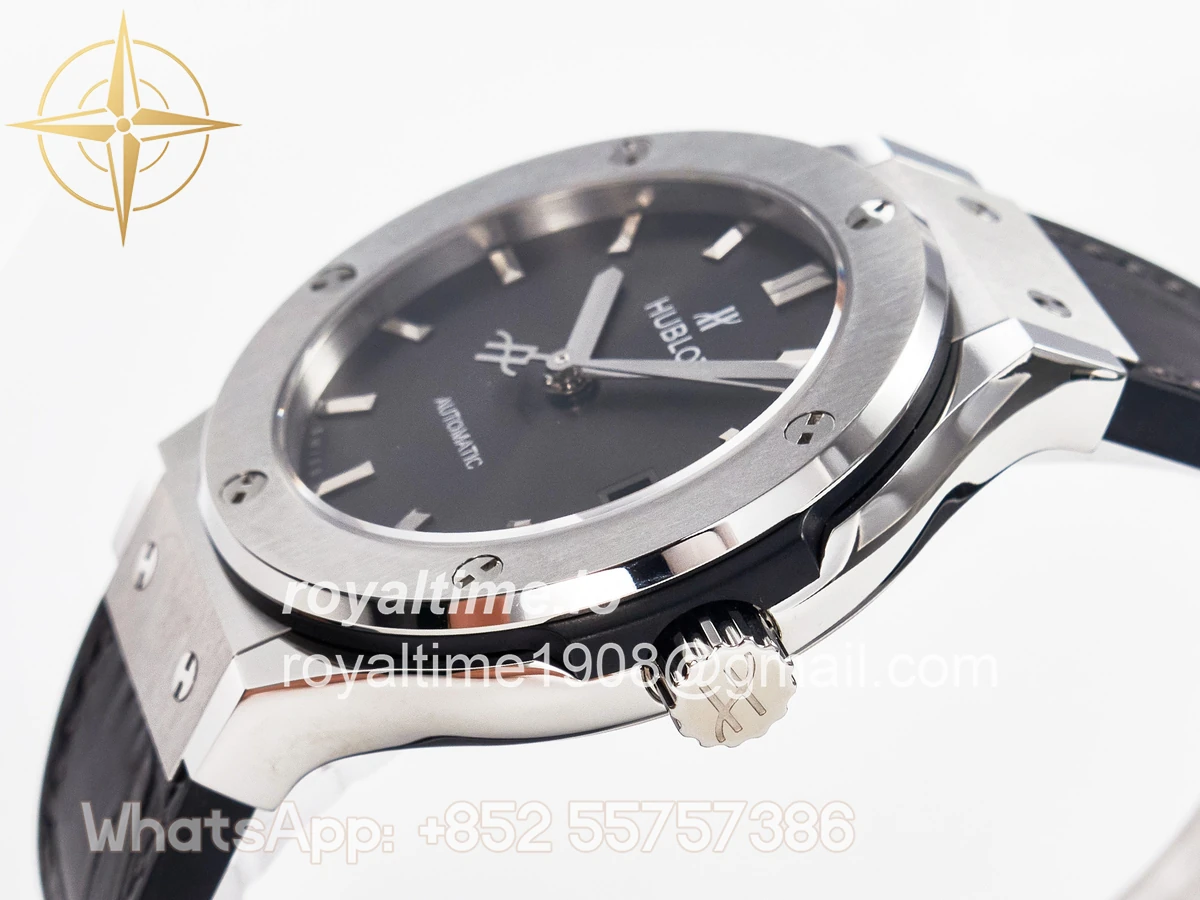 Hublot Classic Fusion 38mm SS JJF Gray Dial on Black Gummy Leather Strap - Image 5