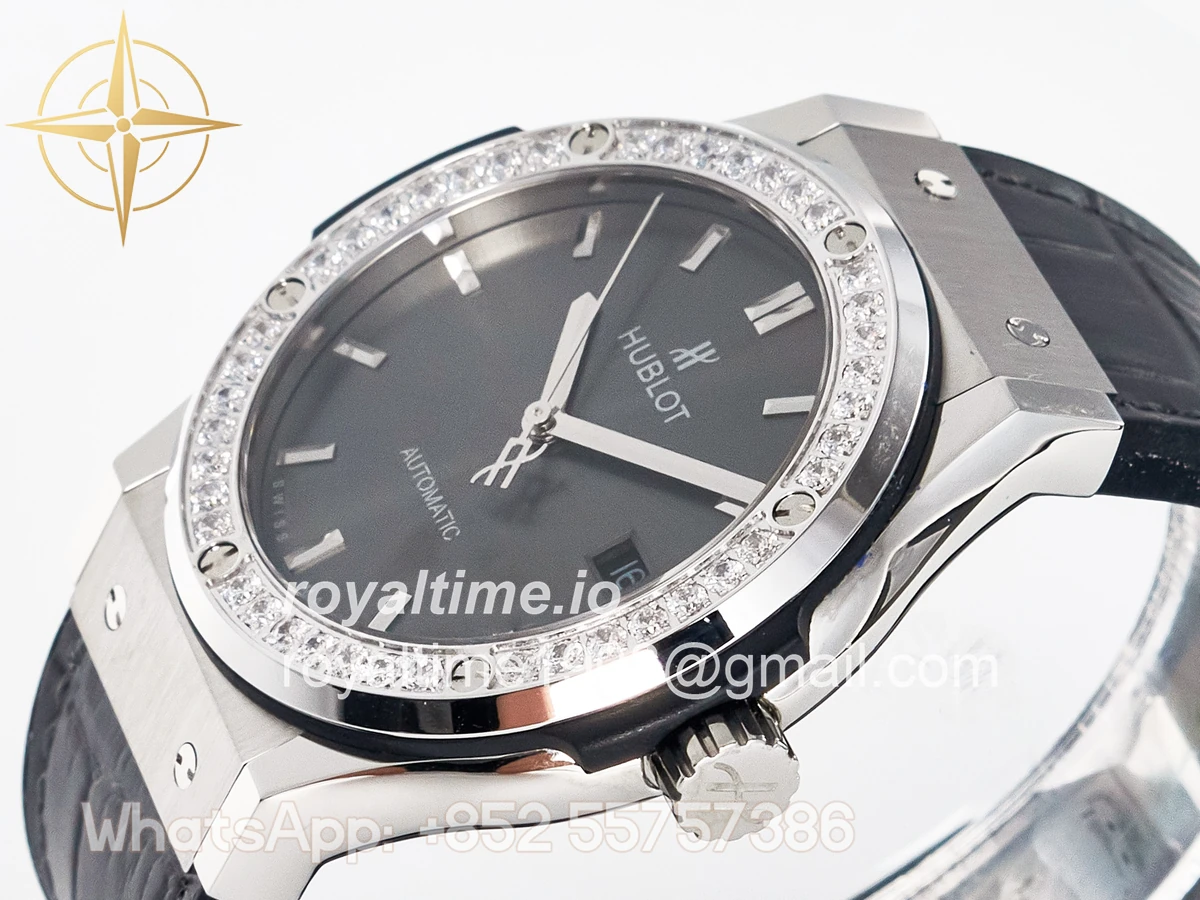 Hublot Classic Fusion Bang 42mm HBF Gray Dial Diamonds Bezel on Gray Leather Strap A2892 - Image 5