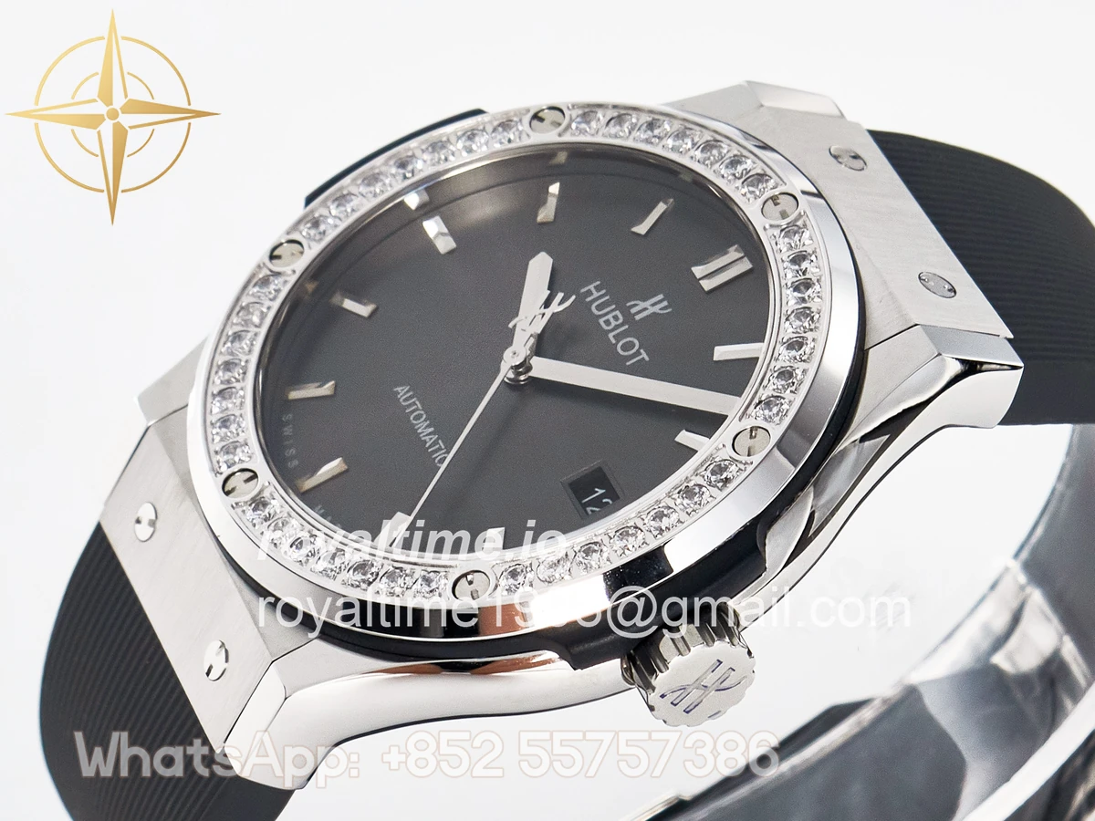 Hublot Classic Fusion Bang 42mm HBF Gray Dial Diamonds Bezel on Gray Rubber Strap A2892 - Image 5