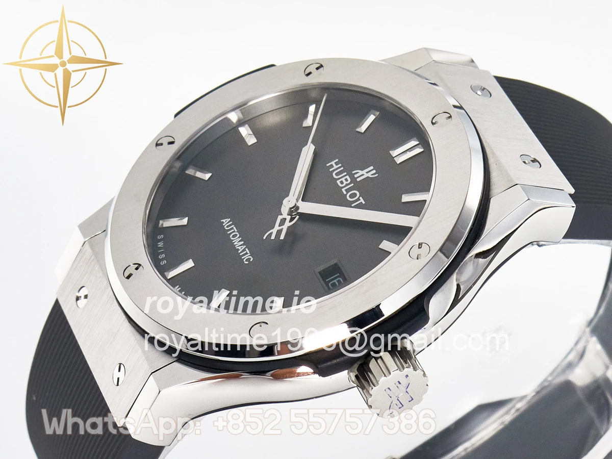 Hublot Classic Fusion Bang 42mm HBF Gray Dial on Gray Rubber Strap A2892 - Image 5