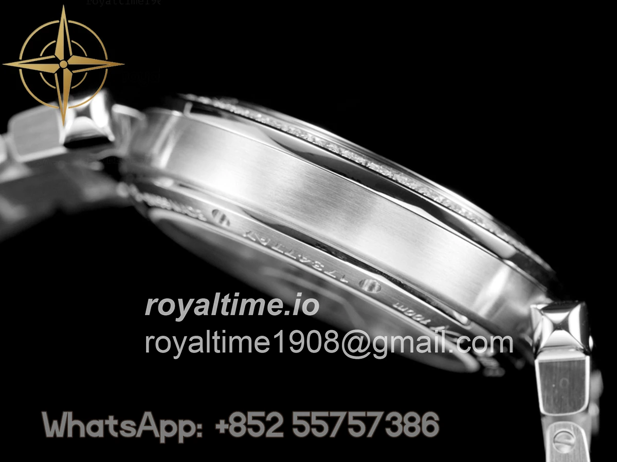 Cartier Pasha de Cartier White Dial 35mm with Diamond Bezel in Steel - Image 5