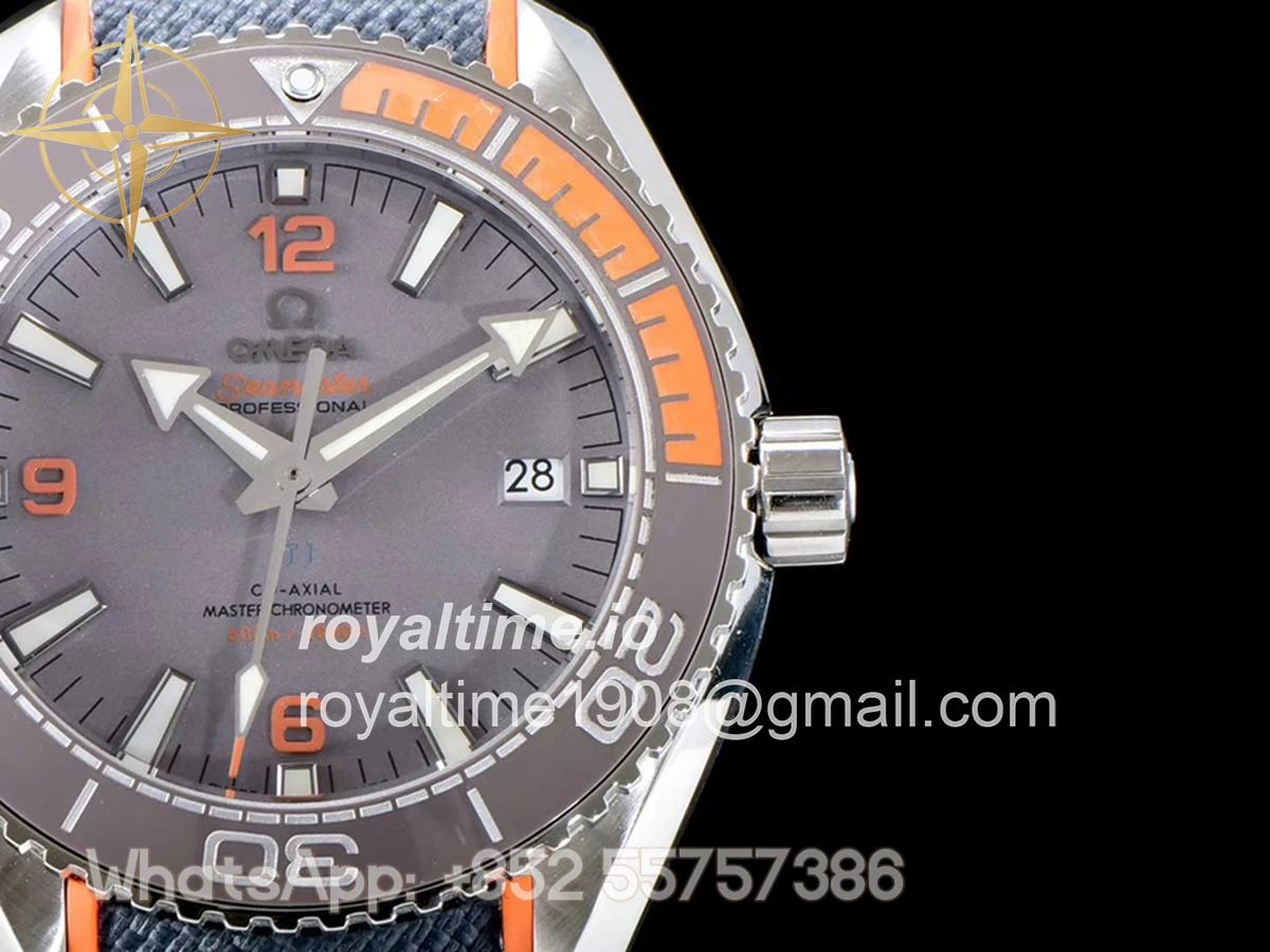 Omega Seamaster Planet Ocean 600M 43.5mm Titanium on Rubber Strap - Image 5