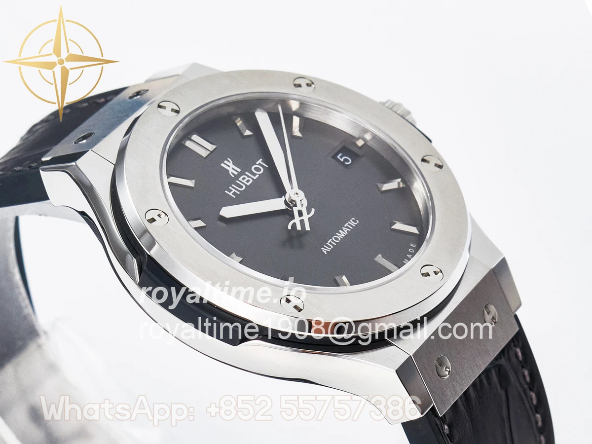 Hublot Classic Fusion 38mm SS JJF Gray Dial on Black Gummy Leather Strap - Image 6