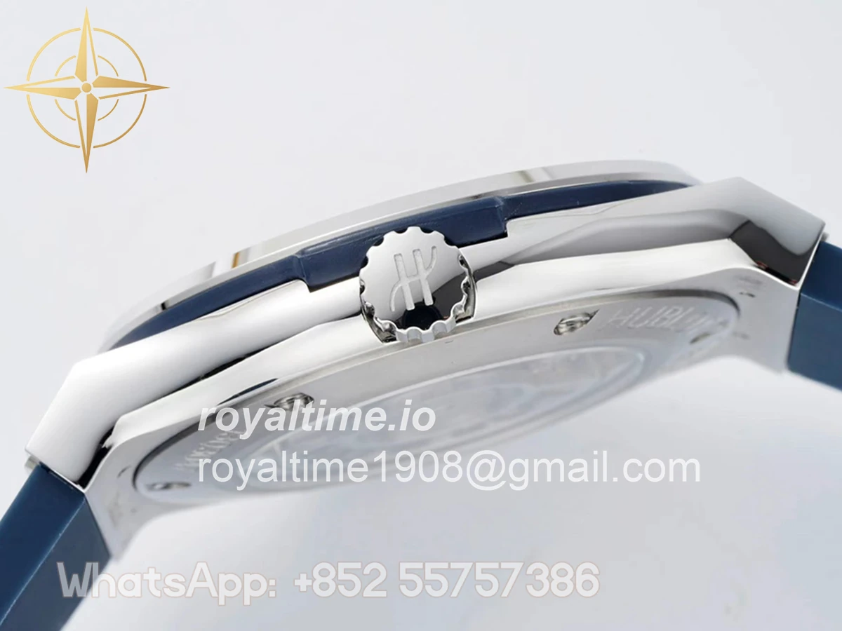 Hublot Classic Fusion Automatic 42mm Blue Dial on Rubber Strap - Image 6
