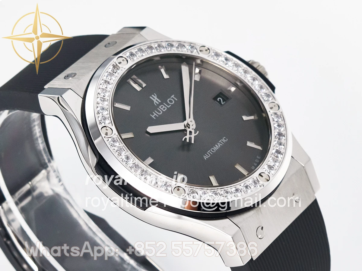 Hublot Classic Fusion Bang 42mm HBF Gray Dial Diamonds Bezel on Gray Rubber Strap A2892 - Image 6