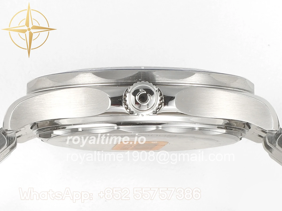 Omega Seamaster Diver 300M Co-Axial Master Chronometer 42mm Ref: 210.30.42.20.10.001 - Image 6