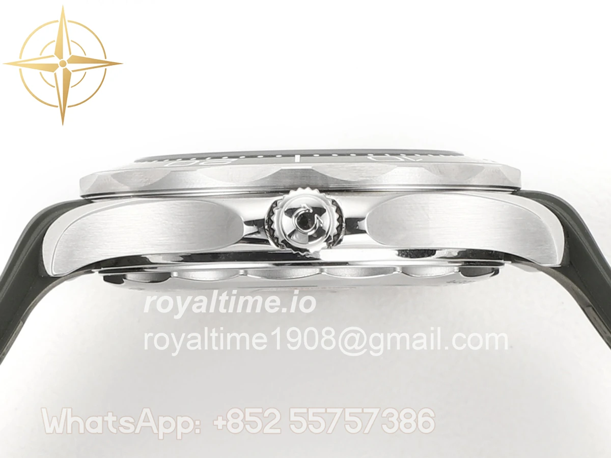 Omega Seamaster Diver 300M Co-Axial Master Chronometer 42mm Ref: 210.32.42.20.10.001 - Image 6