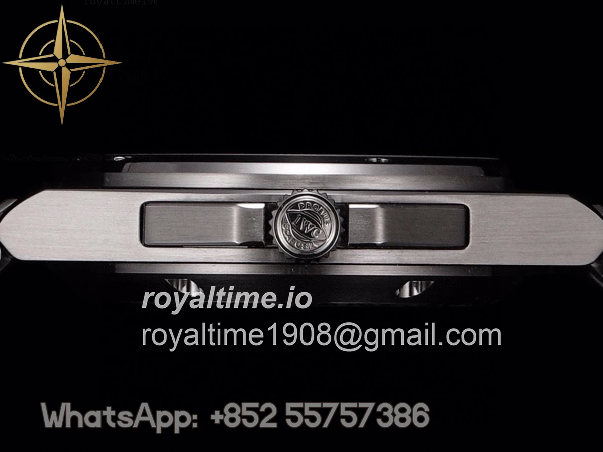 IWC Ingenieur IW328904 Rhodium Dial Automatic 40 - Image 7