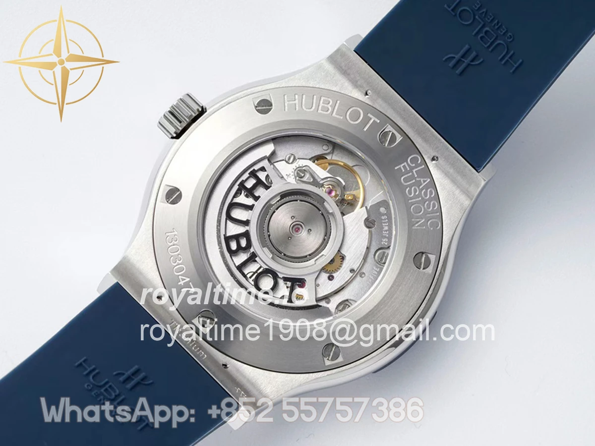 Hublot Classic Fusion Automatic 42mm Blue Dial on Rubber Strap - Image 8