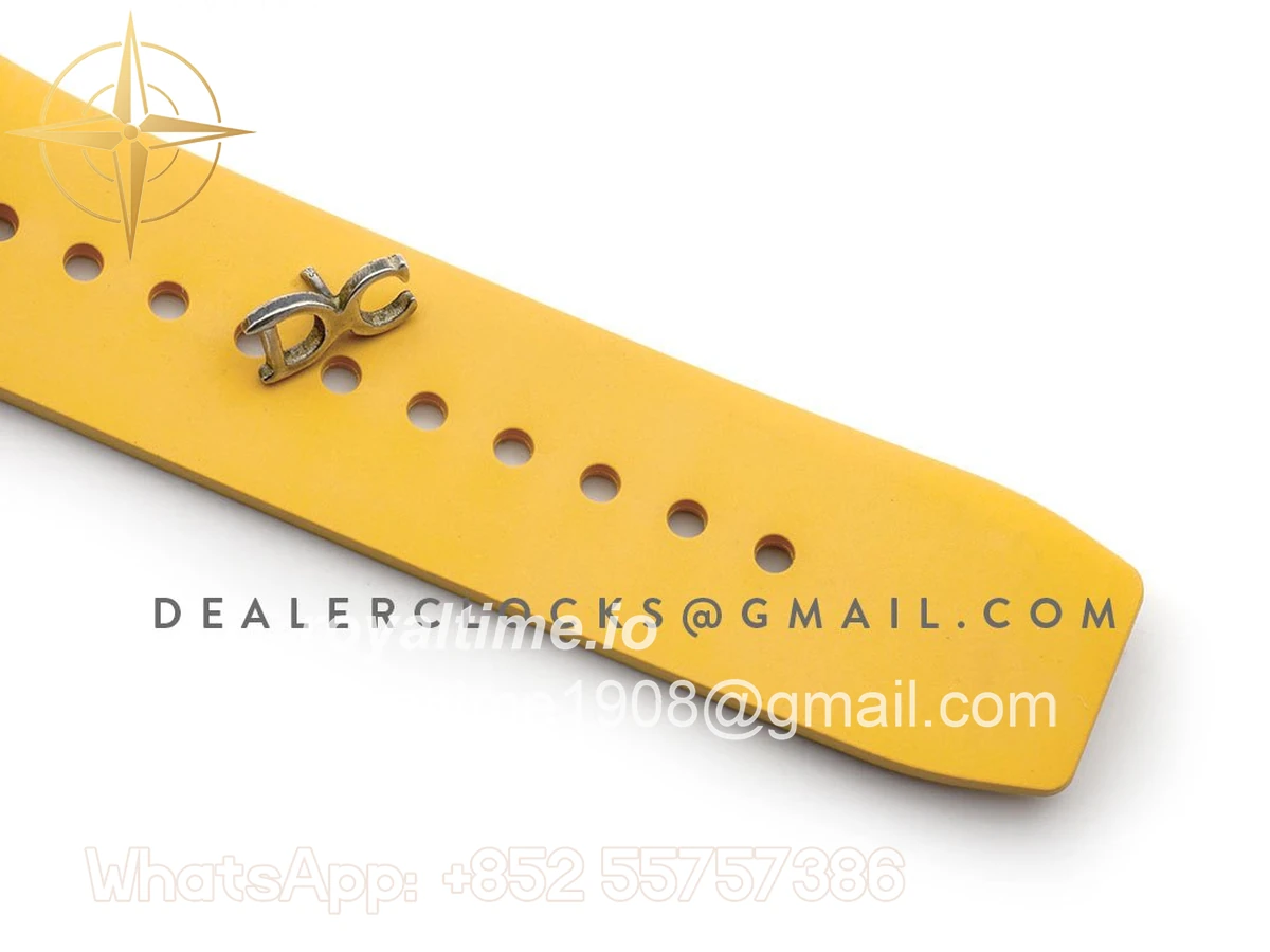 Richard Mille RM 011 Automatic Flyback Chronograph Carbon on Yellow Rubber Strap - Image 8