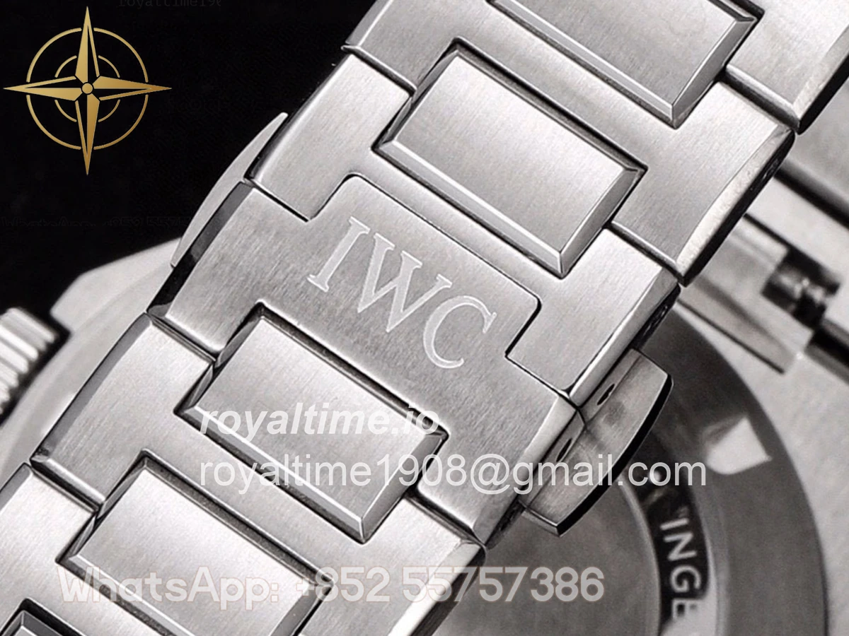 IWC Ingenieur IW328903 Green Dial Automatic 40 - Image 9