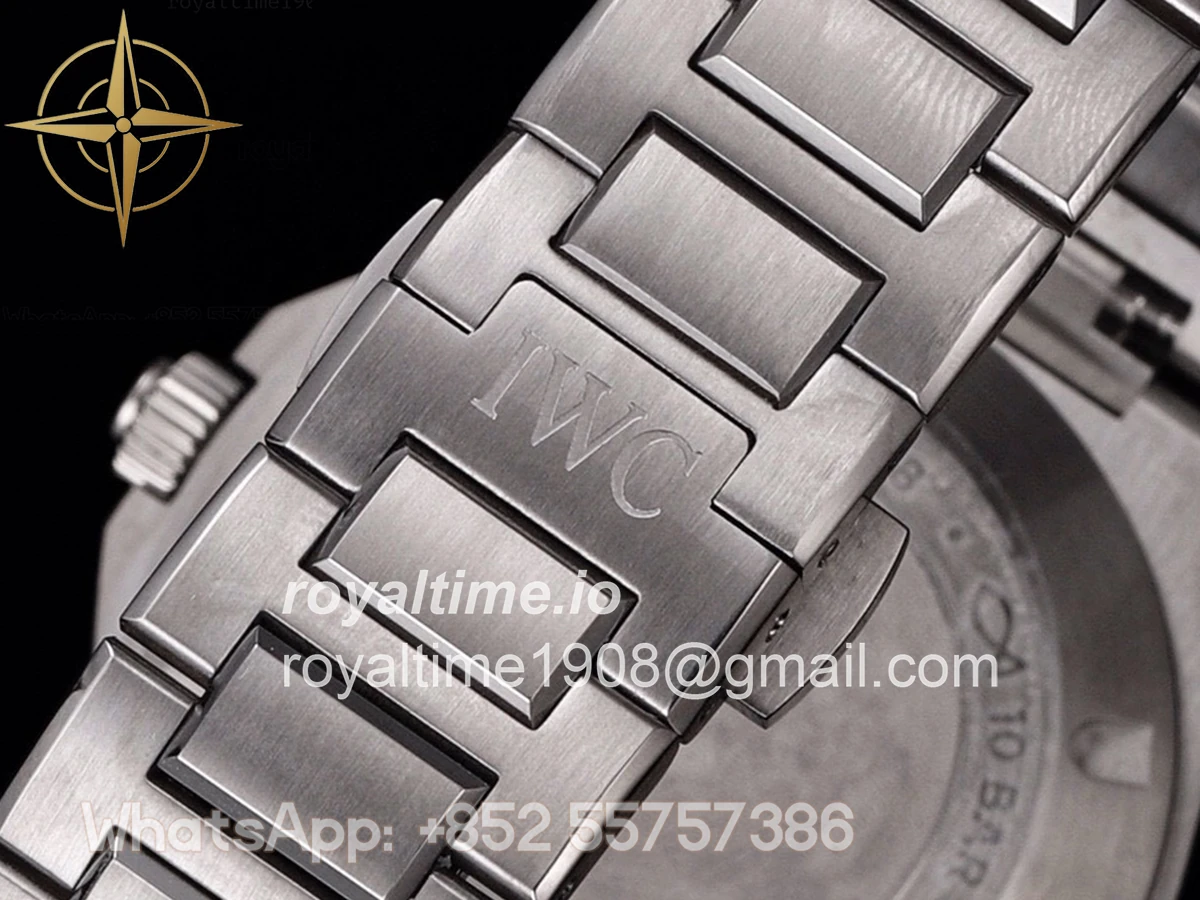 IWC Ingenieur IW328904 Rhodium Dial Automatic 40 - Image 9