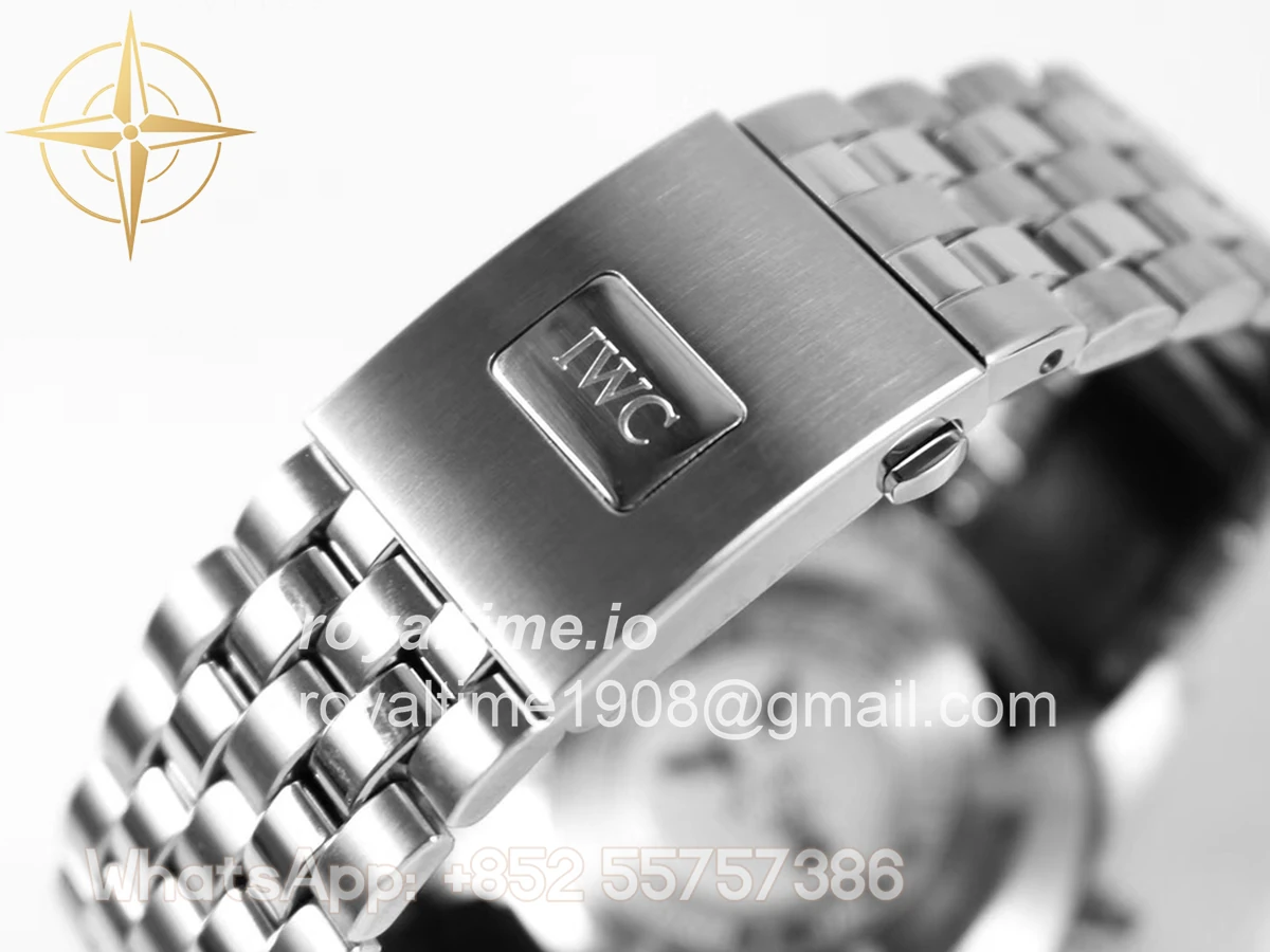 IWC Pilot’s Watch Chronograph IW377710 - Image 9