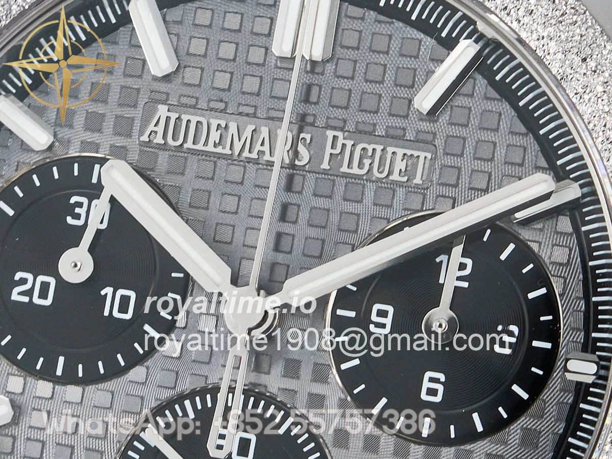 Audemars Piguet Royal Oak Chrono 26240 Frosted SS APSF Gray/Black Dial on Bracelet SA4401 - Image 9
