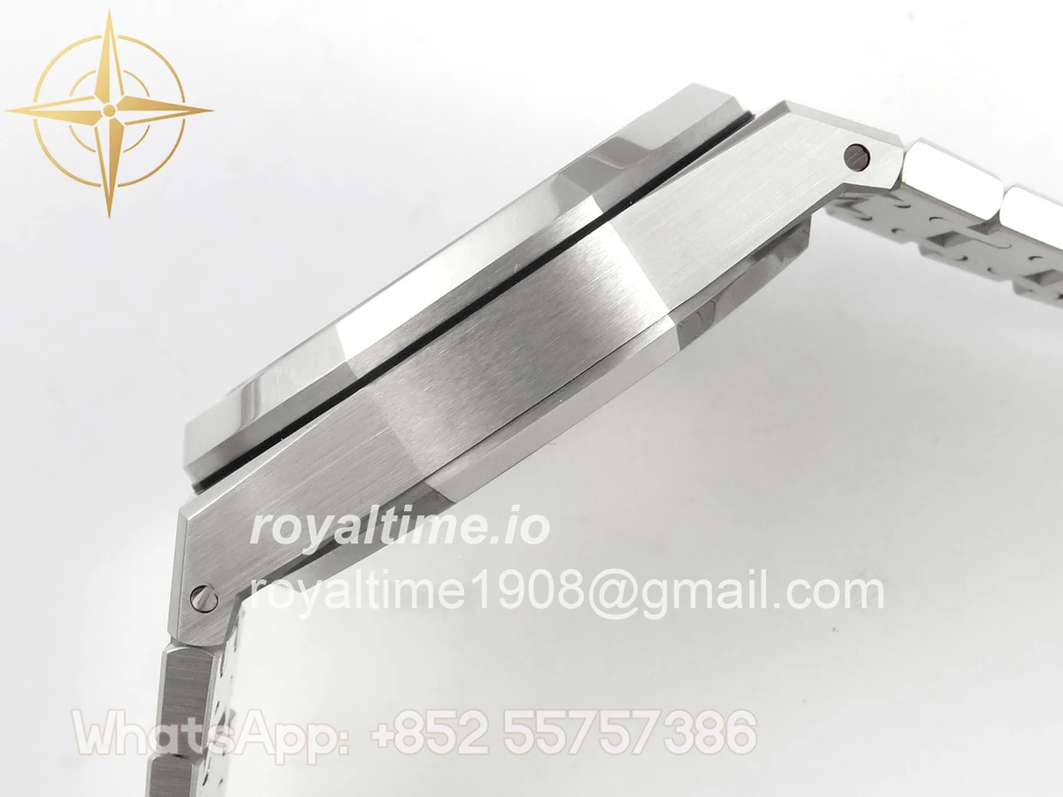 Audemars Piguet Royal Oak Chrono 26240 SS DDF Blue Dial on SS Bracelet DD4401 (SW Dial) V2 - Image 9