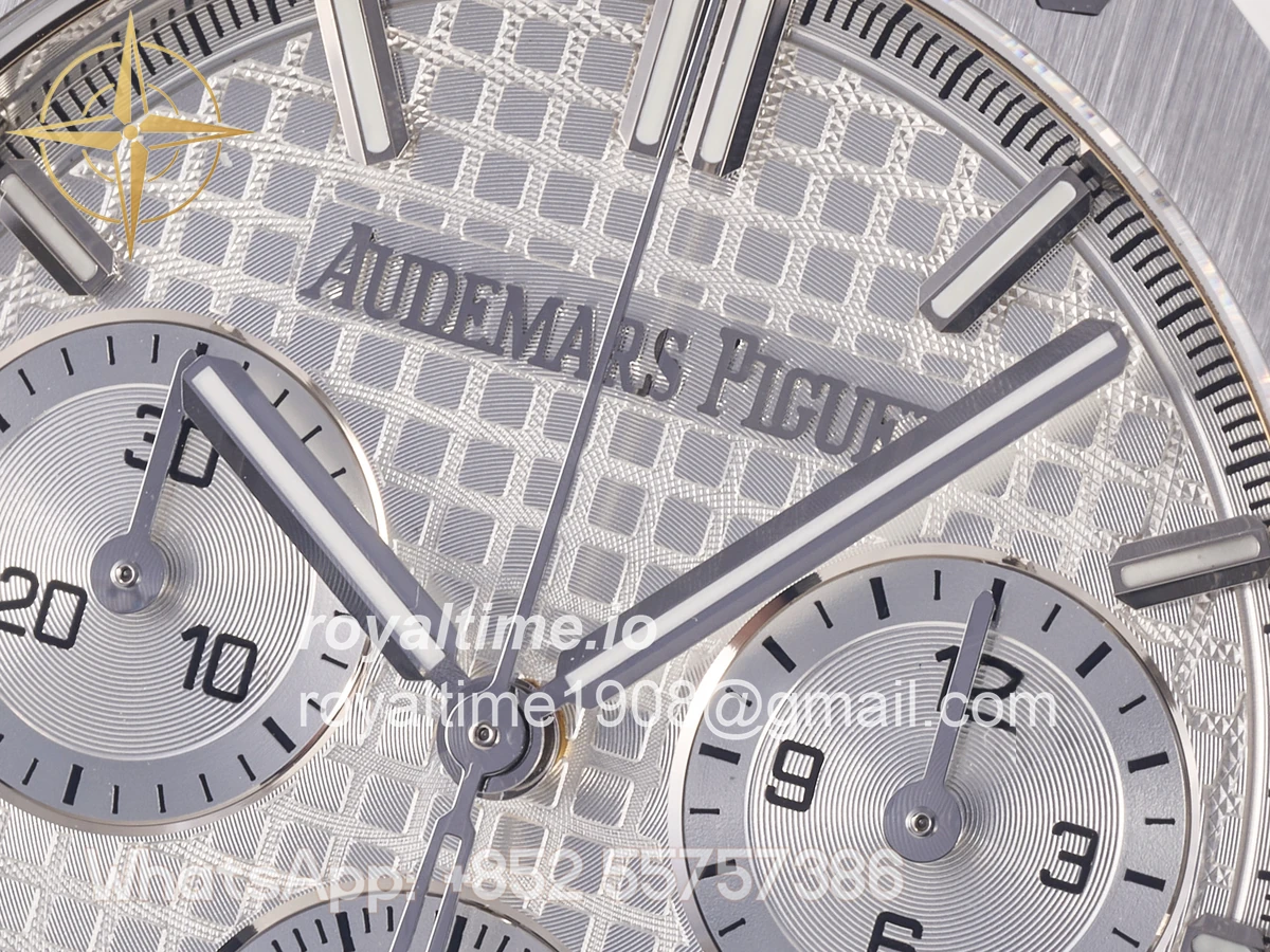 Audemars Piguet Royal Oak Chrono 26240 SS DDF Silver Dial on SS Bracelet DD4401 (50th Anniversary) - Image 9