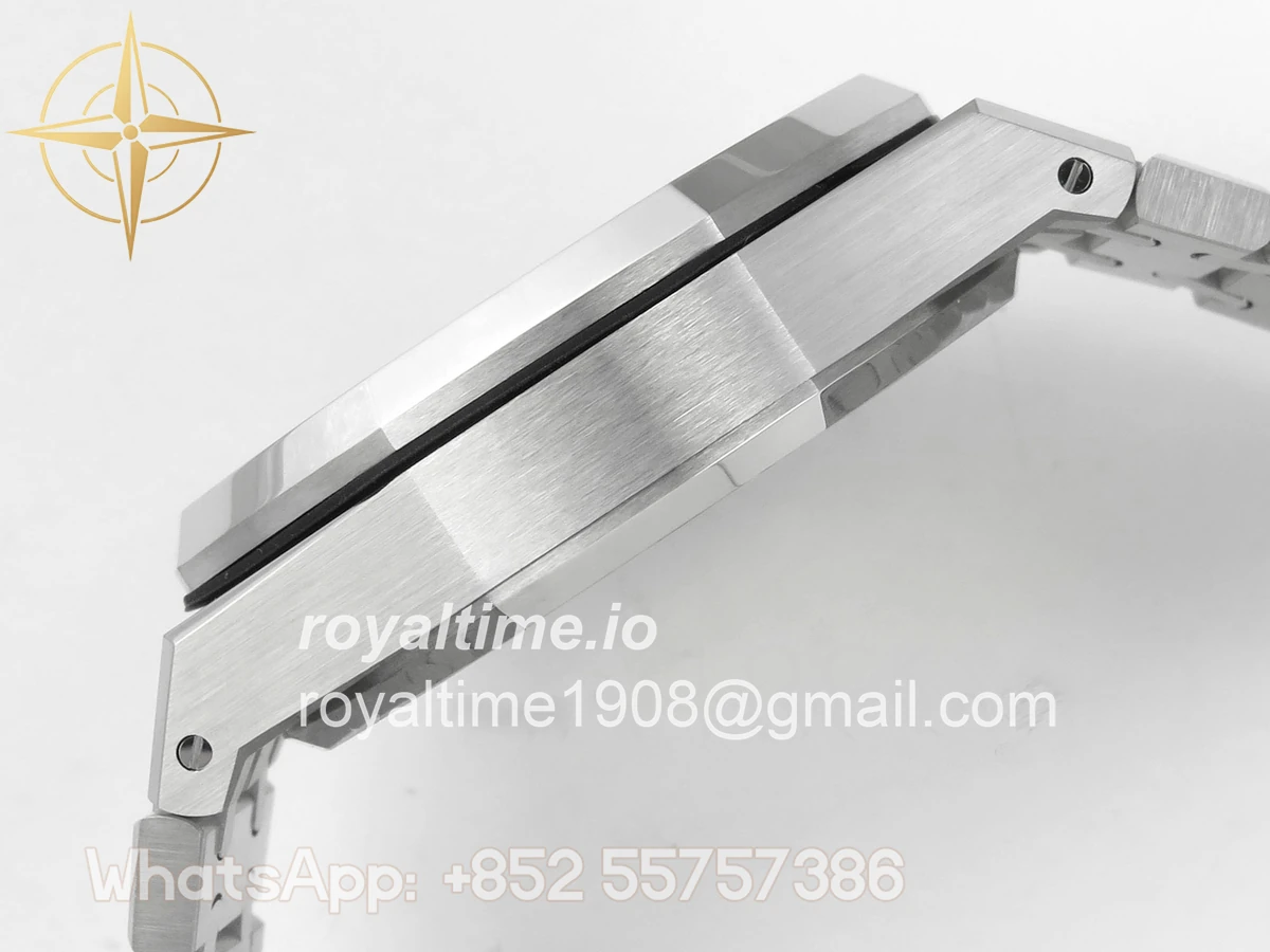 Audemars Piguet Royal Oak Chrono 26240 SS DDF White Dial on SS Bracelet SA4401 - Image 9