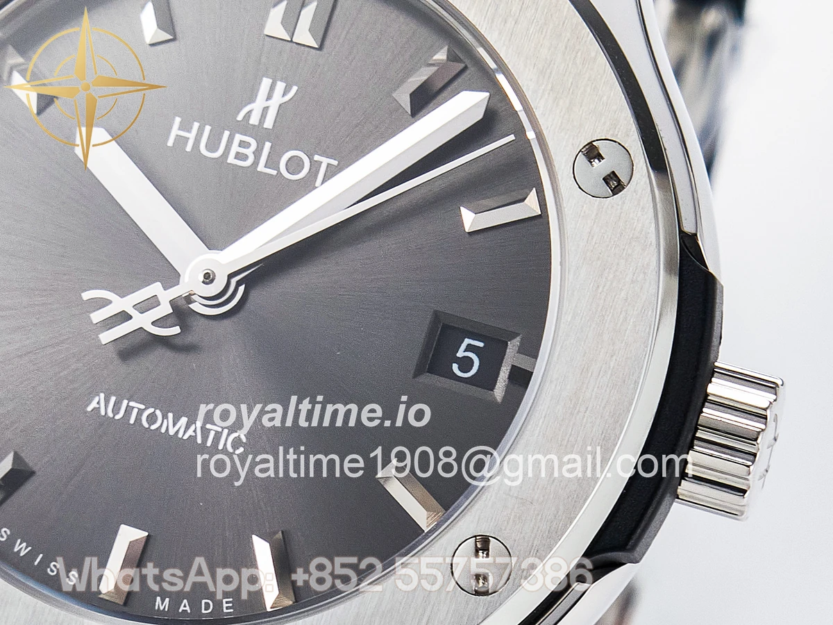 Hublot Classic Fusion 38mm SS JJF Gray Dial on Black Gummy Leather Strap - Image 10