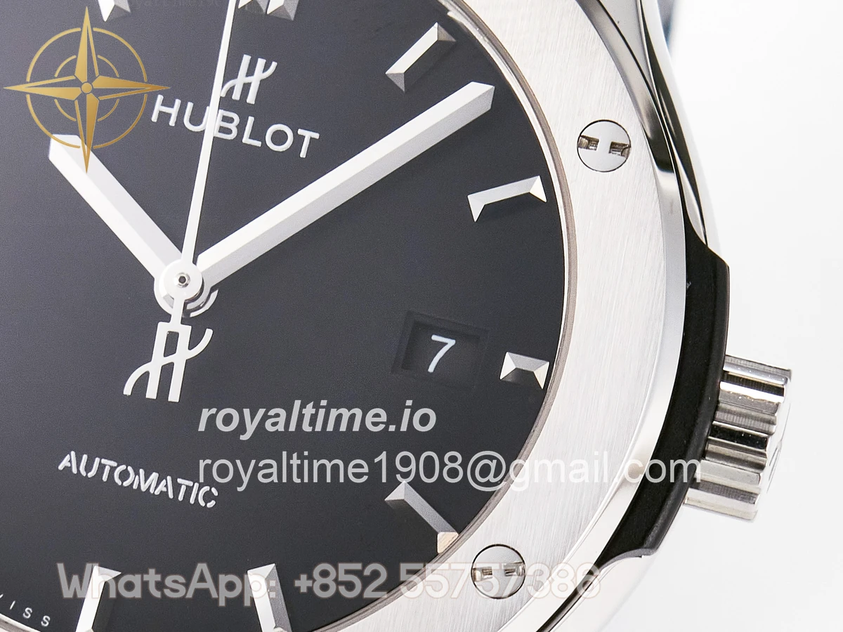 Hublot Classic Fusion 42mm SS JJF Black Dial on Black Gummy Leather Strap - Image 10