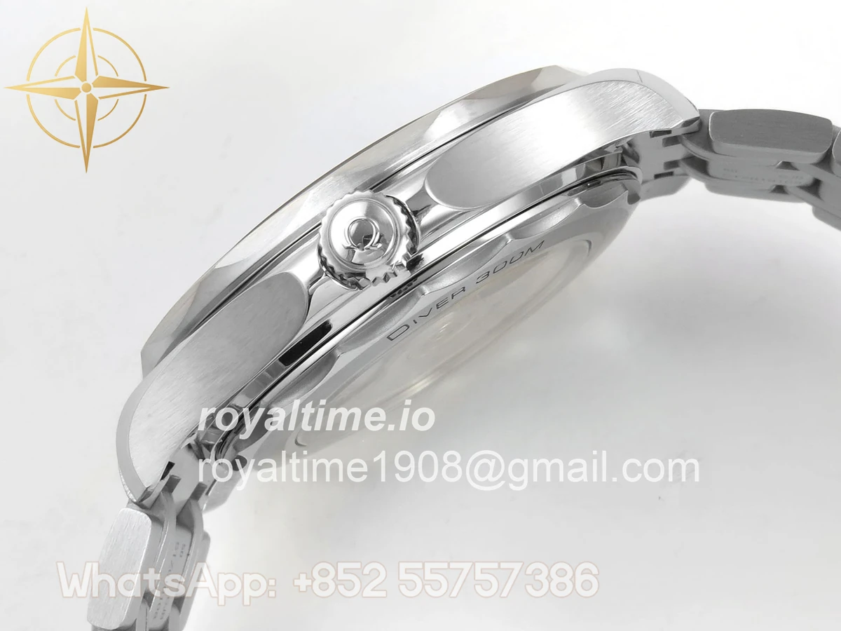 Omega Seamaster Diver 300M SS ORF Green Ceramic Green Dial on SS Bracelet OR8800 - Image 10