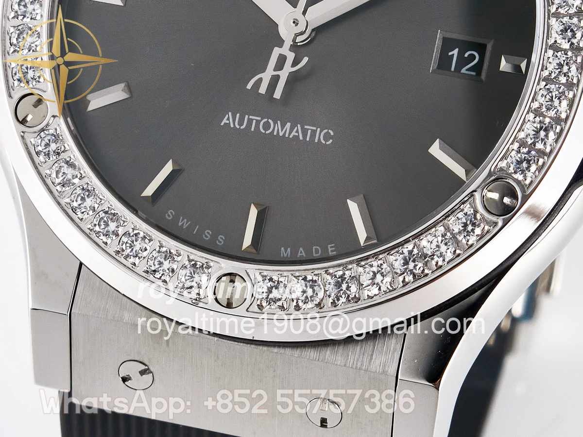 Hublot Classic Fusion Bang 42mm HBF Gray Dial Diamonds Bezel on Gray Rubber Strap A2892 - Image 11