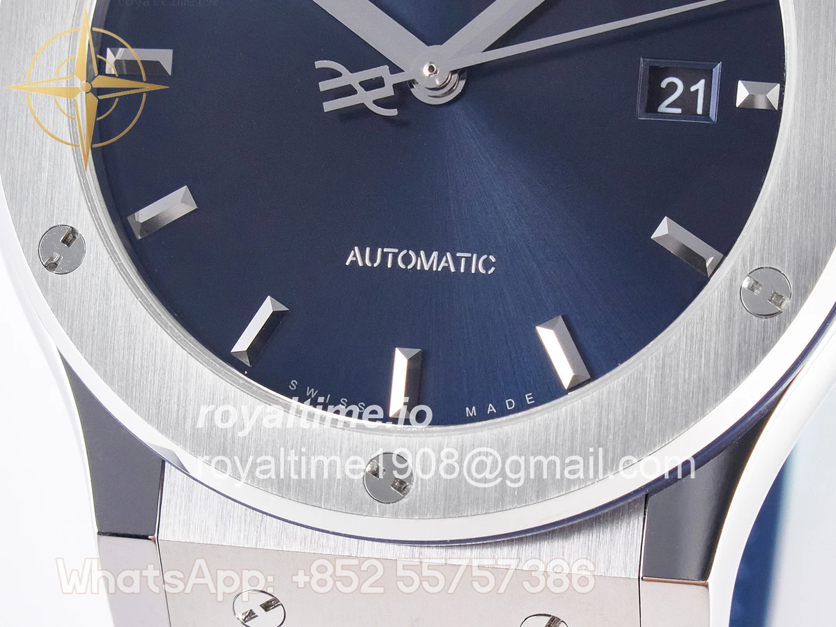 Hublot Classic Fusion 42mm SS JJF Blue Dial on Blue Gummy Leather Strap - Image 12