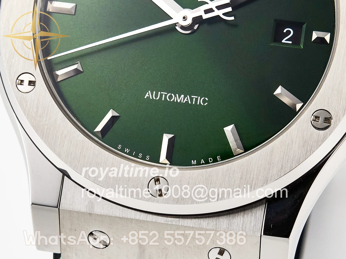 Hublot Classic Fusion 42mm SS JJF Green Dial on Green Gummy Leather Strap - Image 12