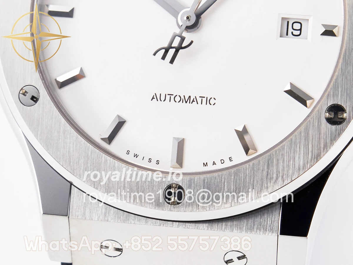 Hublot Classic Fusion 42mm SS JJF White Dial on Black Gummy Leather Strap - Image 12