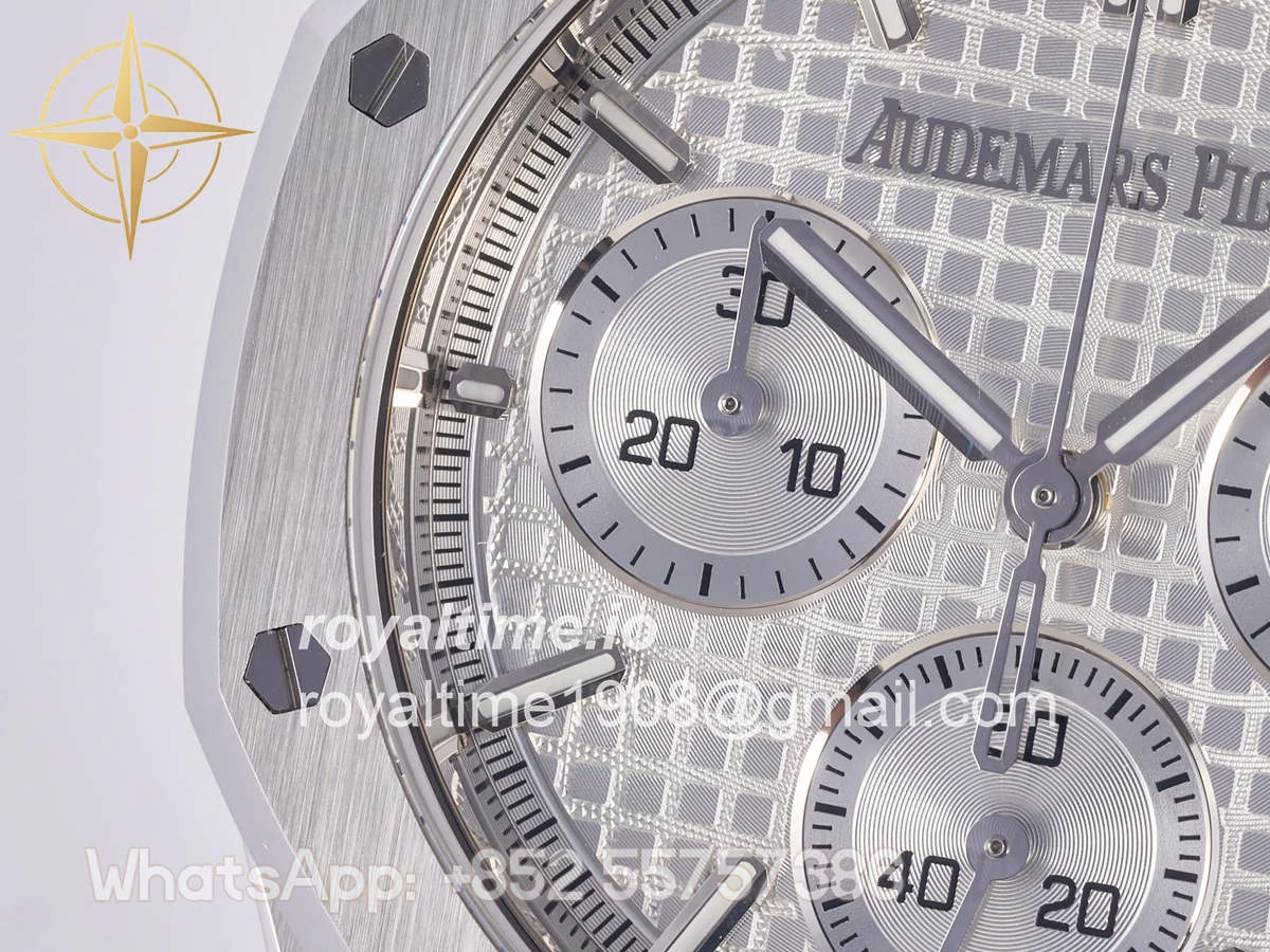 Audemars Piguet Royal Oak Chrono 26240 SS DDF Silver Dial on SS Bracelet DD4401 (50th Anniversary) - Image 12