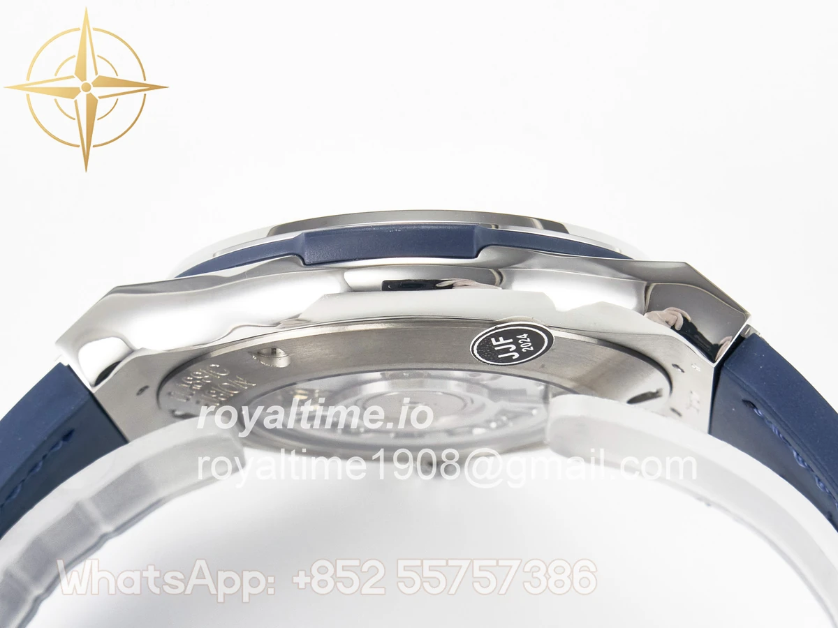 Hublot Classic Fusion 42mm SS JJF Blue Dial on Blue Gummy Leather Strap - Image 13