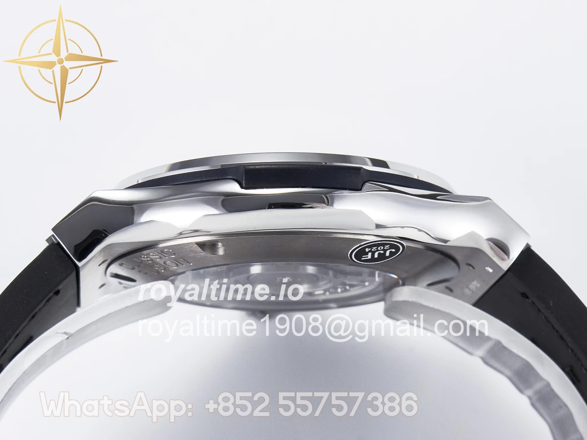 Hublot Classic Fusion 42mm SS JJF Gray Dial on Black Gummy Leather Strap - Image 13