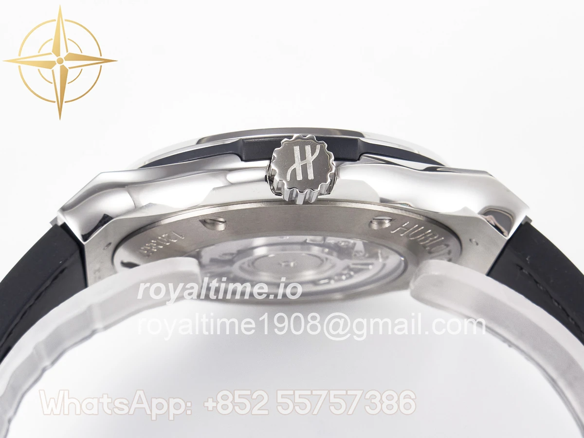 Hublot Classic Fusion 42mm SS JJF Black Dial on Black Gummy Leather Strap - Image 14