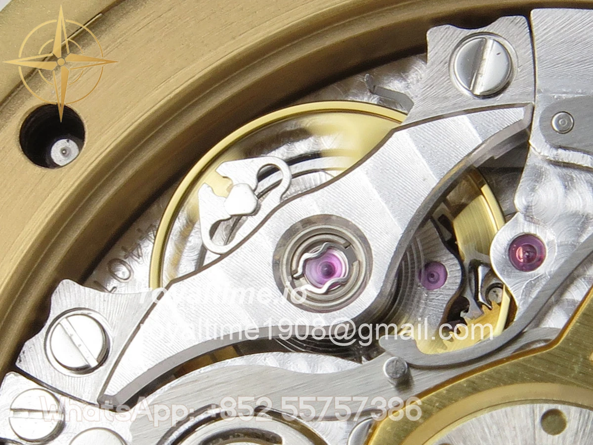 Audemars Piguet Royal Oak Chrono 26240 YG DDF YG Dial on YG Bracelet DD4401 - Image 15