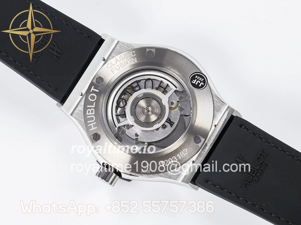 Hublot Classic Fusion 42mm SS JJF Gray Dial on Black Gummy Leather Strap - Image 16