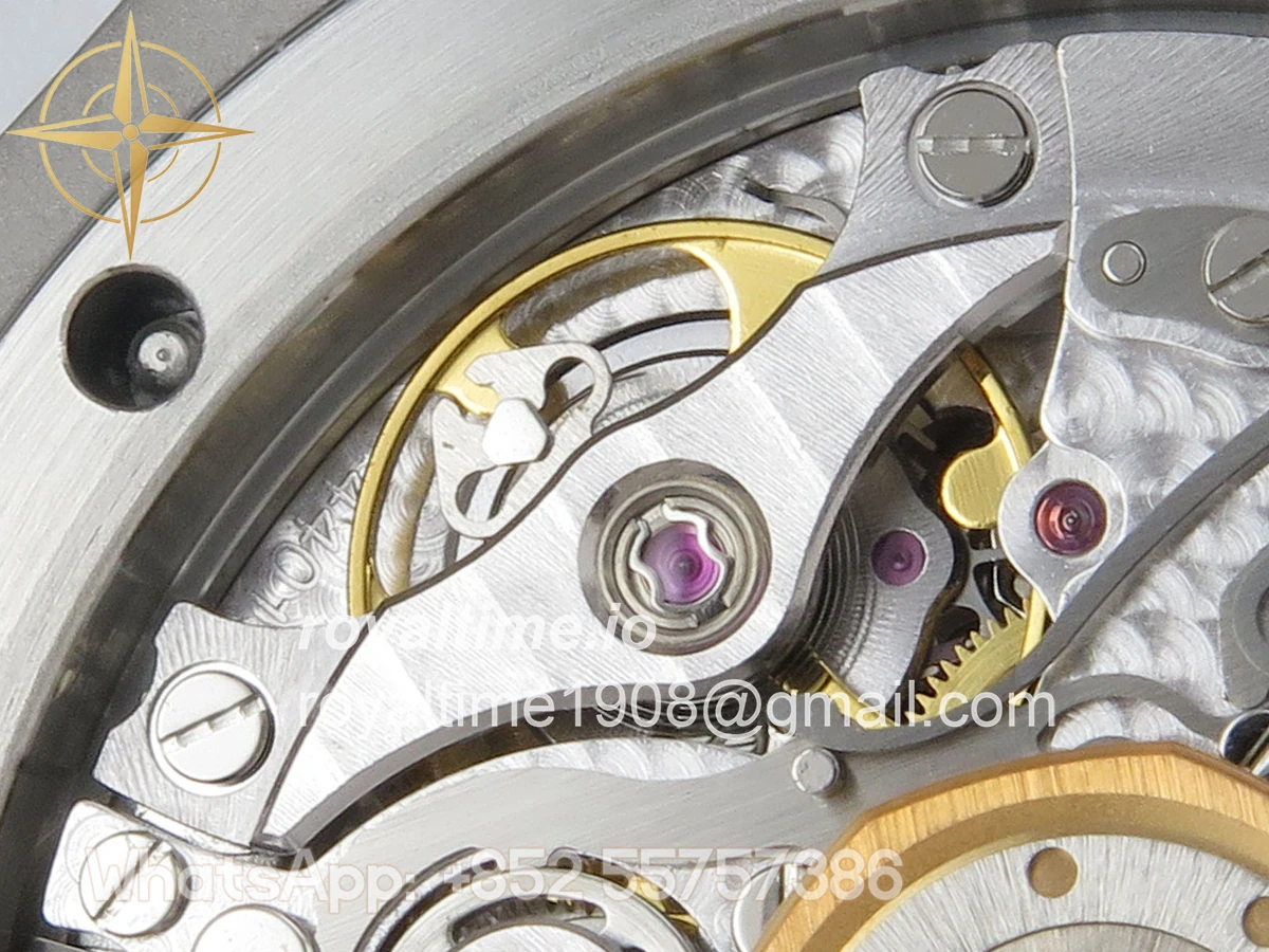 Audemars Piguet Royal Oak Chrono 26240 SS TOPF Sliver Dial on SS Bracelet SA4401 - Image 16